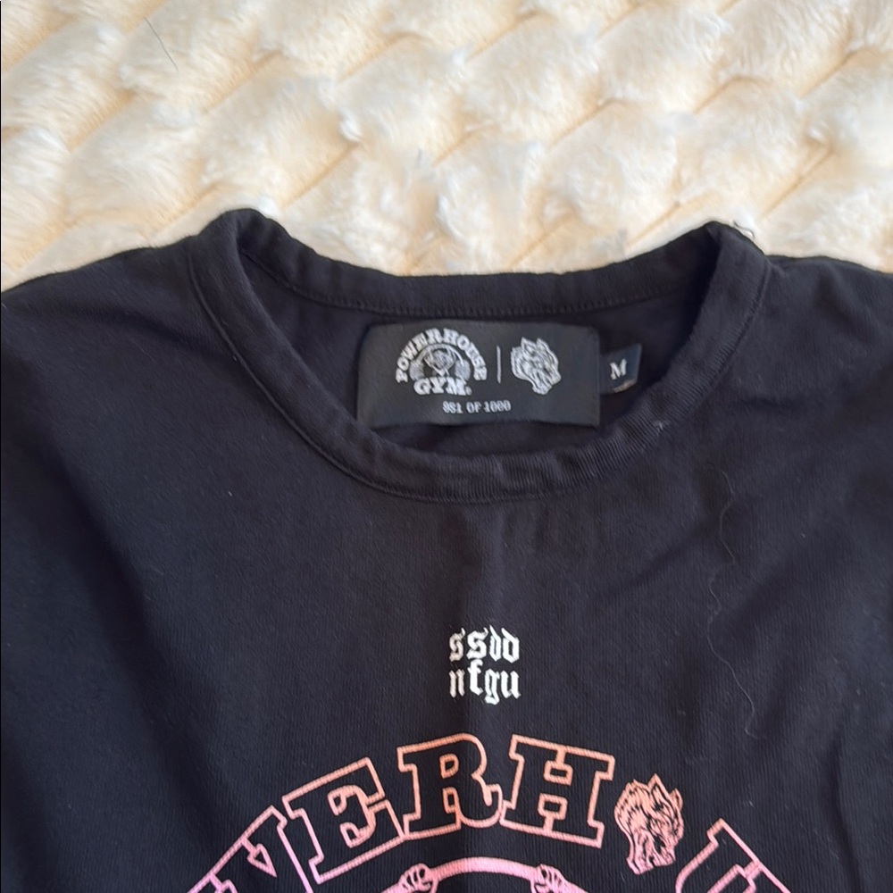 Powerhouse Gym Women’s Black T-Shirt - Picture 2 of 3